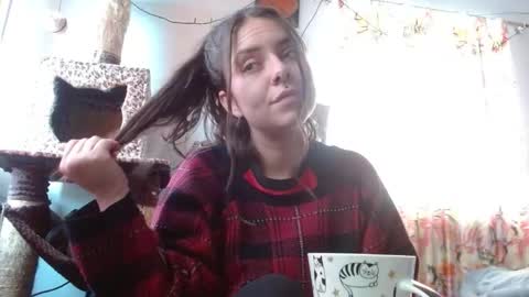 Snapshot of soka_lovers_04_ chatting on 10/29/25, 03:03 Sofia online show from 10/29/25, 03:03