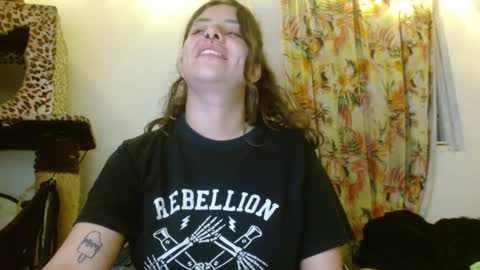 Snapshot of soka_lovers_04_ chatting on 11/23/25, 12:43 Sofia online show from 11/23/25, 12:43