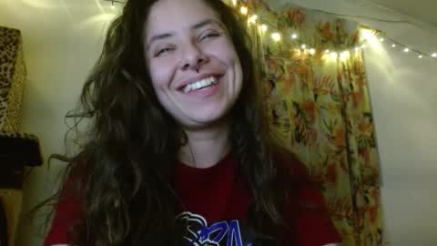 Snapshot of soka_lovers_04_ chatting on 11/27/25, 11:29 Sofia online show from 11/27/25, 11:29