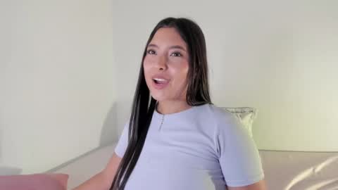 Snapshot of sol_angel1 chatting on 03/06/25, 05:00 Sol online show from 03/06/25, 05:00