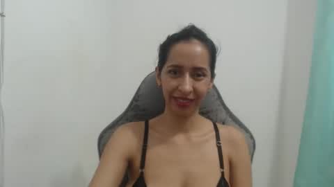 Sol lucia online show from 12/18/25, 12:00
