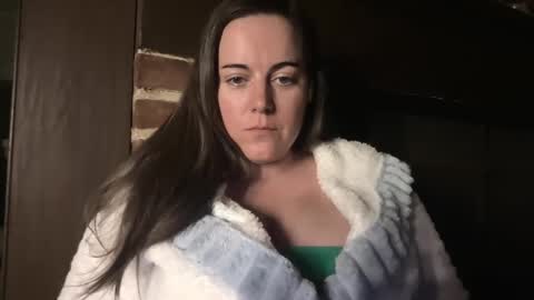 Snapshot of sola_limelight chatting on 01/18/25, 11:21 sola_limelight online show from 01/18/25, 11:21