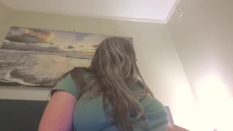 Snapshot of sola_limelight chatting on 04/03/26, 02:20 sola_limelight online show from 04/03/26, 02:20