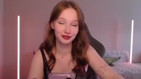 Snapshot of solanochka chatting on 06/19/26, 09:24 Jennifer Jenny Jen online show from 06/19/26, 09:24