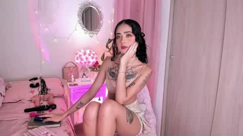 Snapshot of solecito___ chatting on 04/16/26, 01:50 solecito online show from 04/16/26, 01:50