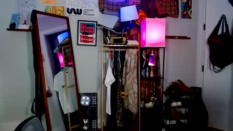 Soli online show from 10/07/25, 06:27