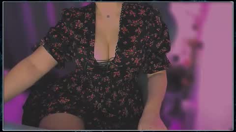 Snapshot of solisgaby chatting on 12/01/25, 01:49 Gaby Solis online show from 12/01/25, 01:49