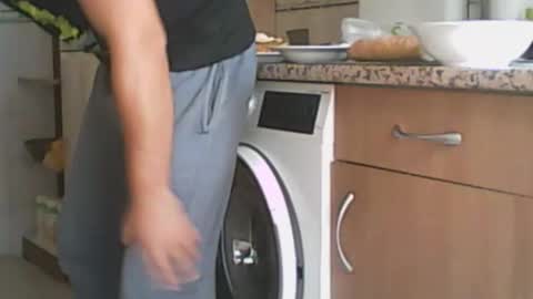 solo4u2 online show from 11/12/25, 11:54