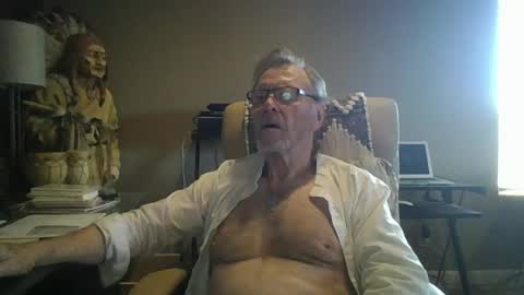 Snapshot of solobliss chatting on 06/16/26, 10:12 Solobliss online show from 06/16/26, 10:12
