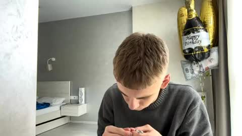 Snapshot of solofury chatting on 05/14/26, 10:11 Jett online show from 05/14/26, 10:11
