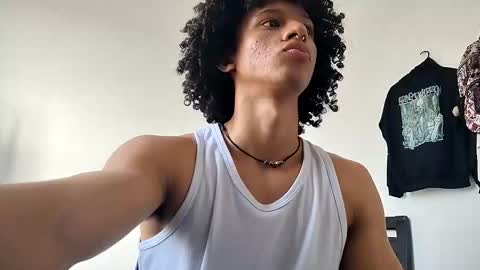 Hi Im Weller Check my Bio  online show from 03/01/26, 09:28