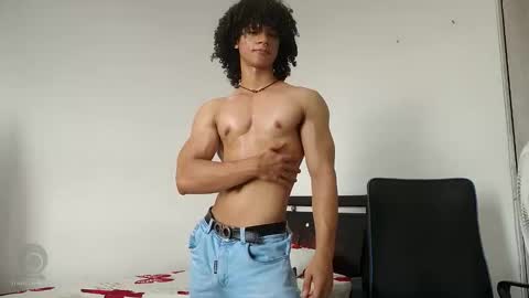 Hi Im Weller Check my Bio  online show from 05/07/26, 09:31