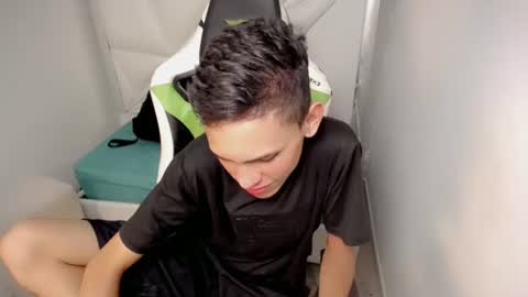 ESTEBAN online show from 06/17/26, 04:59