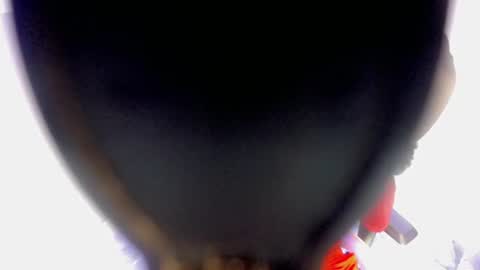 Snapshot of sombra_18 chatting on 06/27/26, 04:39 ESTEBAN online show from 06/27/26, 04:39