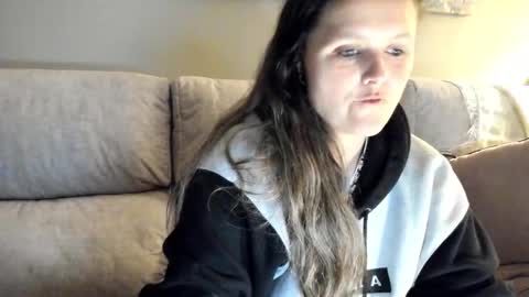 Snapshot of someonesday chatting on 03/15/26, 10:16 SomeonesDay online show from 03/15/26, 10:16