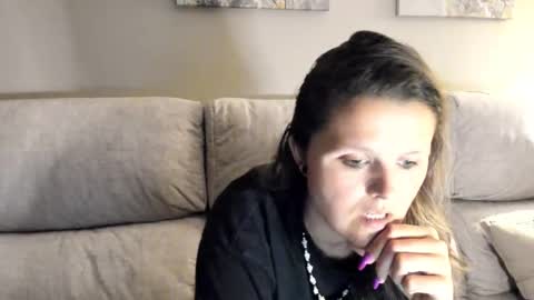 Snapshot of someonesday chatting on 03/21/26, 10:02 SomeonesDay online show from 03/21/26, 10:02