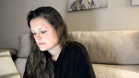 Snapshot of someonesday chatting on 03/28/26, 10:09 SomeonesDay online show from 03/28/26, 10:09