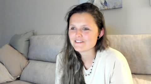 Snapshot of someonesday chatting on 04/11/26, 08:46 SomeonesDay online show from 04/11/26, 08:46