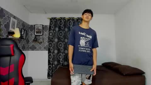 son_hades online show from 11/08/25, 07:45