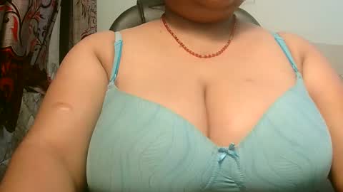 Snapshot of soni88888 chatting on 02/14/25, 03:36 soni88888 online show from 02/14/25, 03:36