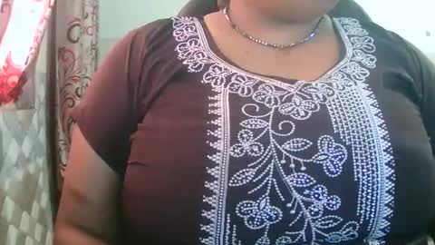 Snapshot of soni88888 chatting on 02/23/25, 06:17 soni88888 online show from 02/23/25, 06:17