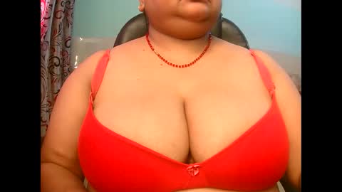 Snapshot of soni88888 chatting on 12/14/25, 05:35 soni88888 online show from 12/14/25, 05:35