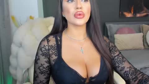 Sonia  Rey online show from 02/27/25, 04:20