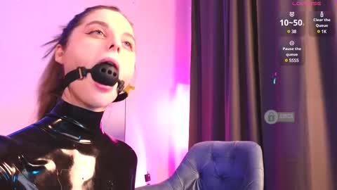 Sonia online show from 02/24/25, 07:30