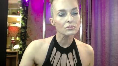 Sonia online show from 05/07/26, 02:11