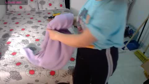 Snapshot of soniafuckboobs chatting on 04/01/26, 12:17 soniafuckboobs online show from 04/01/26, 12:17