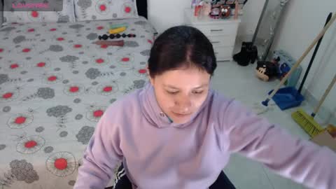 Snapshot of soniafuckboobs chatting on 04/01/26, 01:41 soniafuckboobs online show from 04/01/26, 01:41