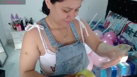 sonialatin69 online show from 04/14/26, 12:22