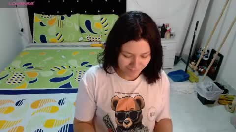 Snapshot of sonialatin69 chatting on 05/25/26, 12:22 sonialatin69 online show from 05/25/26, 12:22