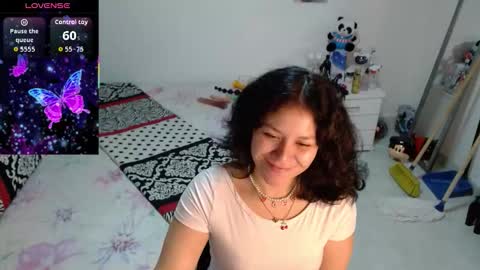 Snapshot of soniaplayboobs chatting on 02/12/26, 12:22 soniaplayboobs online show from 02/12/26, 12:22