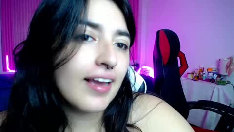 sonic_jess07 online show from 05/31/26, 10:33