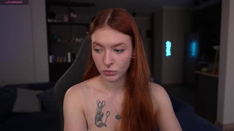 sonic_porn online show from 12/05/25, 11:41