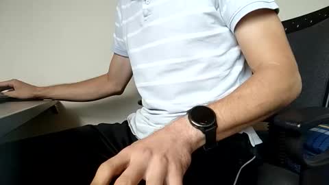 sonicegay online show from 09/17/25, 10:28