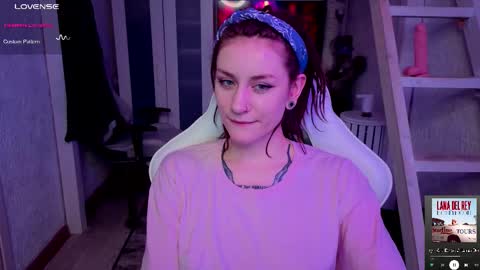 Rie online show from 10/12/25, 07:02