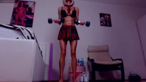 Sonja Ray online show from 10/25/25, 08:55