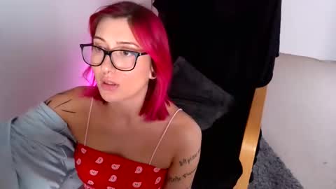 Sonja online show from 02/12/25, 02:43