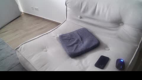 Snapshot of sonnentaugnuu chatting on 02/07/26, 12:31 sonnentaugnuu online show from 02/07/26, 12:31