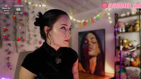 Snapshot of sonnie_mami chatting on 04/06/26, 09:27 Sonnie online show from 04/06/26, 09:27