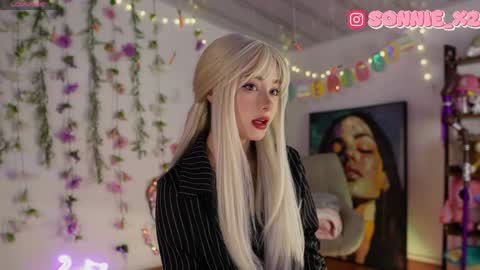 Snapshot of sonnie_mami chatting on 04/07/26, 02:17 Sonnie online show from 04/07/26, 02:17