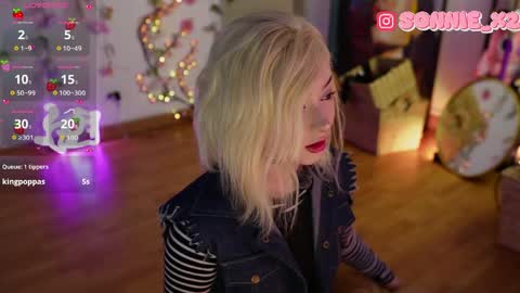 Snapshot of sonnie_mami chatting on 04/10/26, 02:44 Sonnie online show from 04/10/26, 02:44