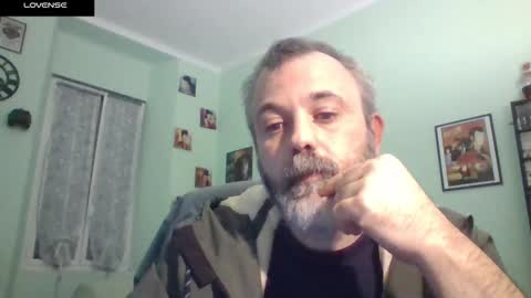 Snapshot of sonoboris chatting on 11/04/25, 10:09 sonoboris online show from 11/04/25, 10:09