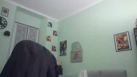 Snapshot of sonoboris chatting on 12/18/25, 06:19 sonoboris online show from 12/18/25, 06:19