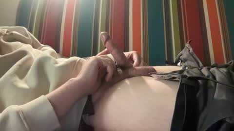 Snapshot of sonofaulos chatting on 12/21/25, 10:50 sonofaulos online show from 12/21/25, 10:50