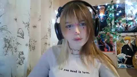 Snapshot of sonwosick chatting on 07/07/26, 03:27 Mila online show from 07/07/26, 03:27