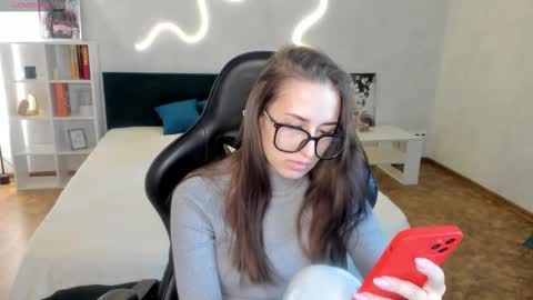 sony_mayy online show from 10/17/25, 01:31