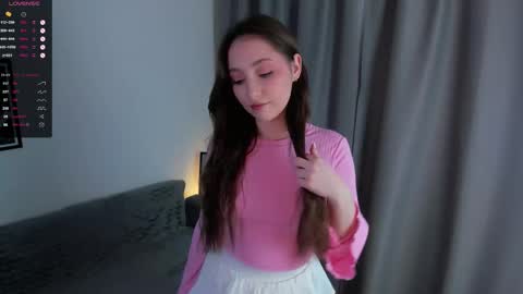 Snapshot of sonya_swee1 chatting on 02/03/26, 09:47 Sonya online show from 02/03/26, 09:47